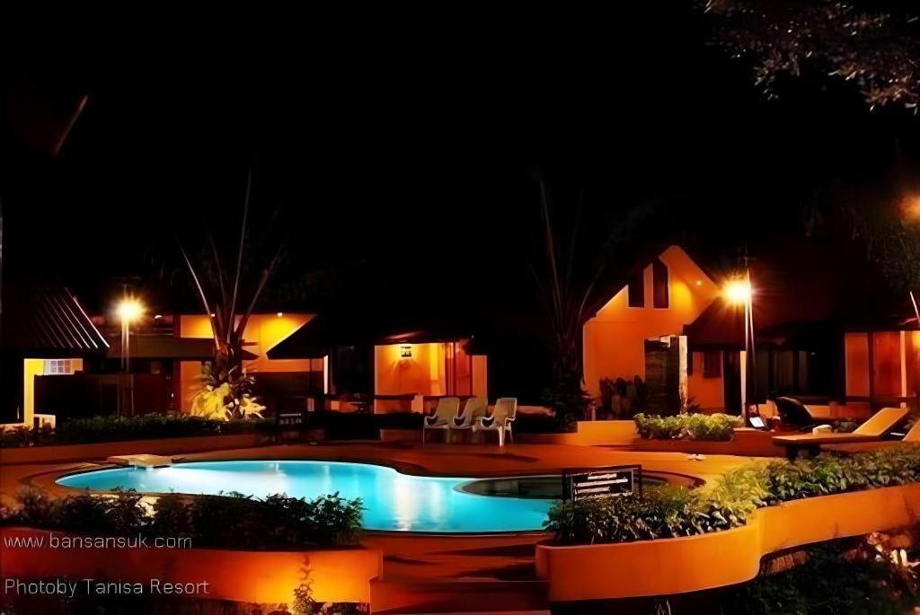 Tanisa Resort Chumphon Exterior foto