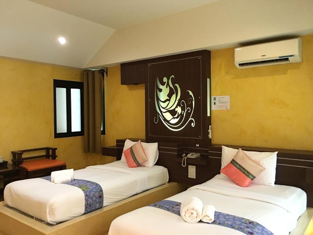 Tanisa Resort Chumphon Exterior foto