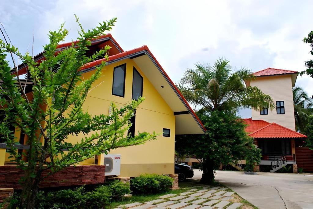 Tanisa Resort Chumphon Exterior foto